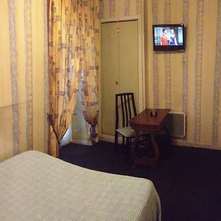 Acanthe Du Temple Hotel 2*