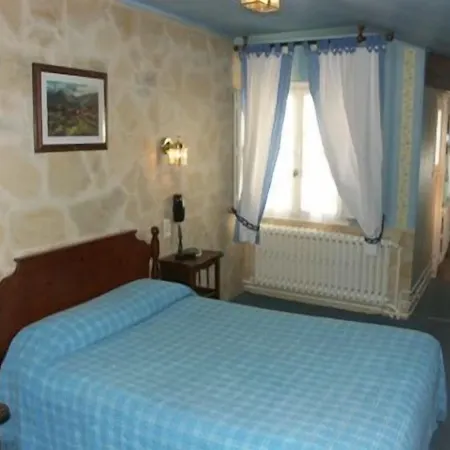 Acanthe Du Temple Hotel 2*